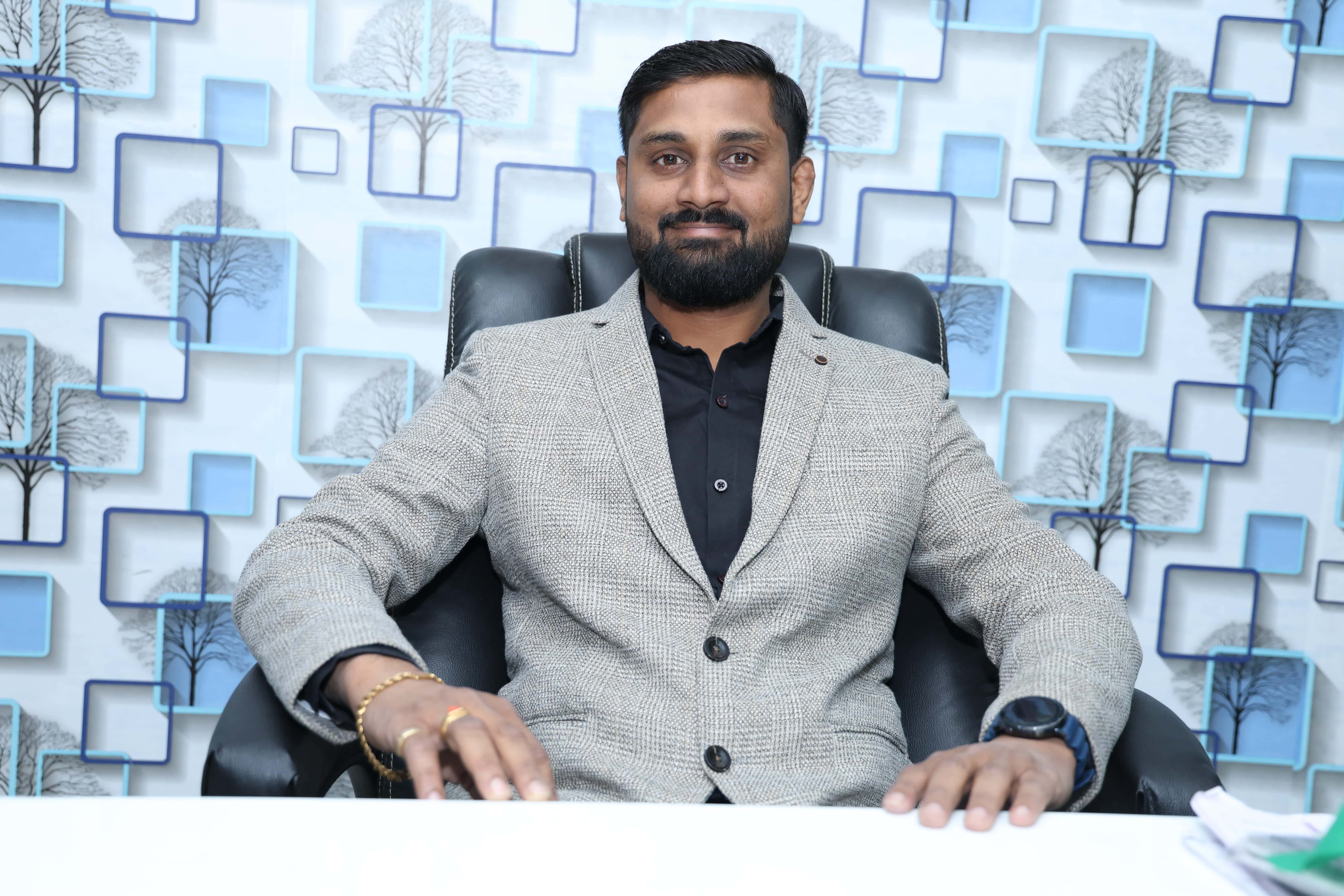 HIMANSHU Shah